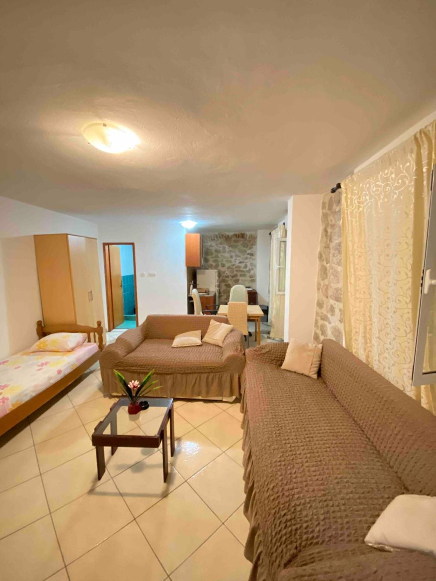 ריסאן Pavle Apartmani מראה חיצוני תמונה